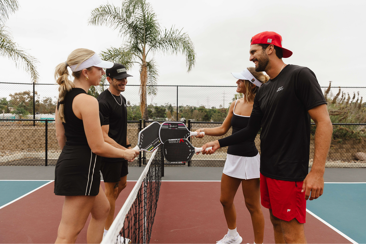 The Complete Guide to Pickleball Paddles