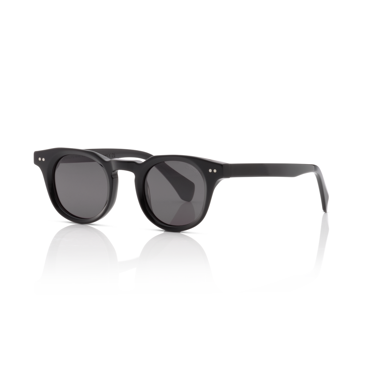 Minted Model 11 Black