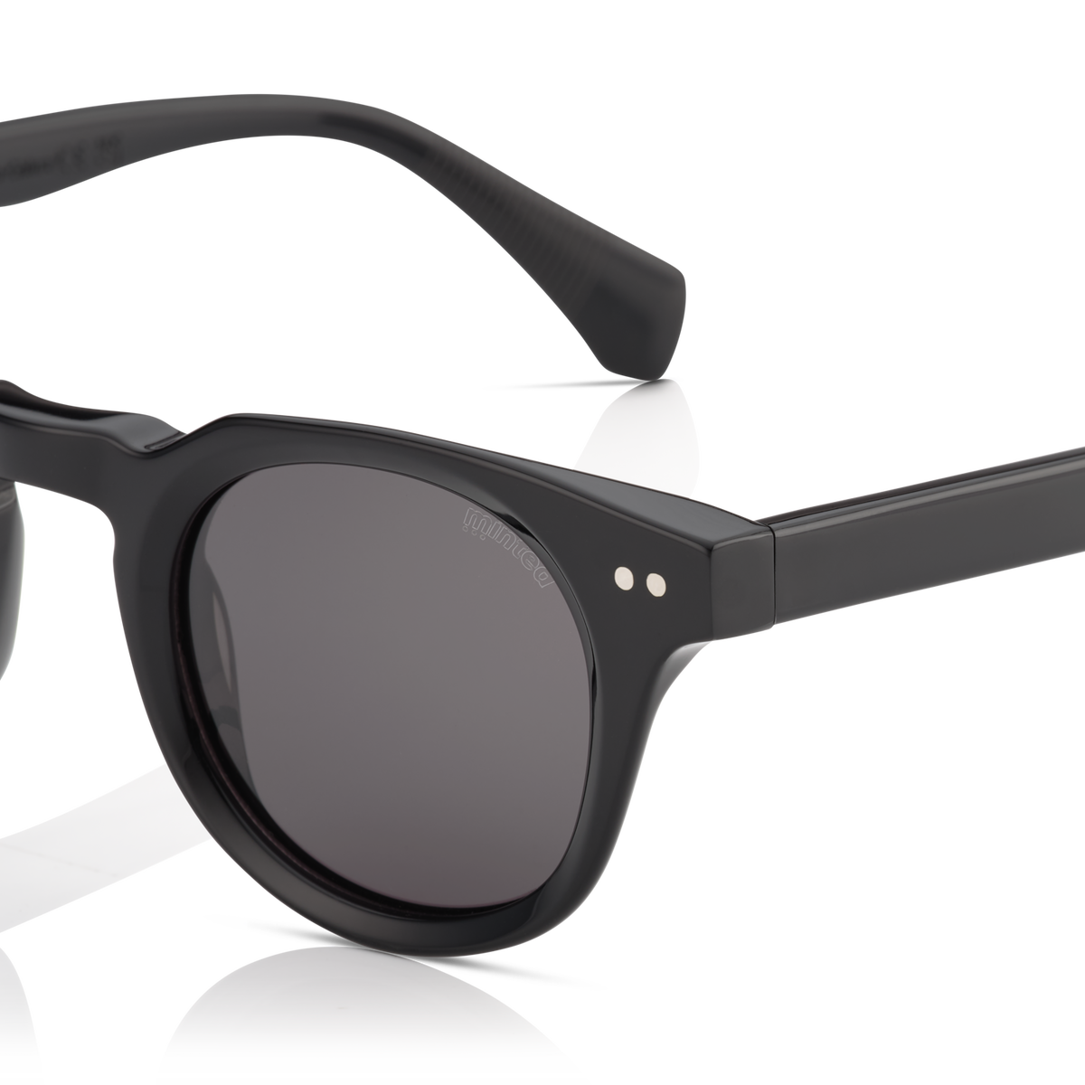 Minted Model 11 Black
