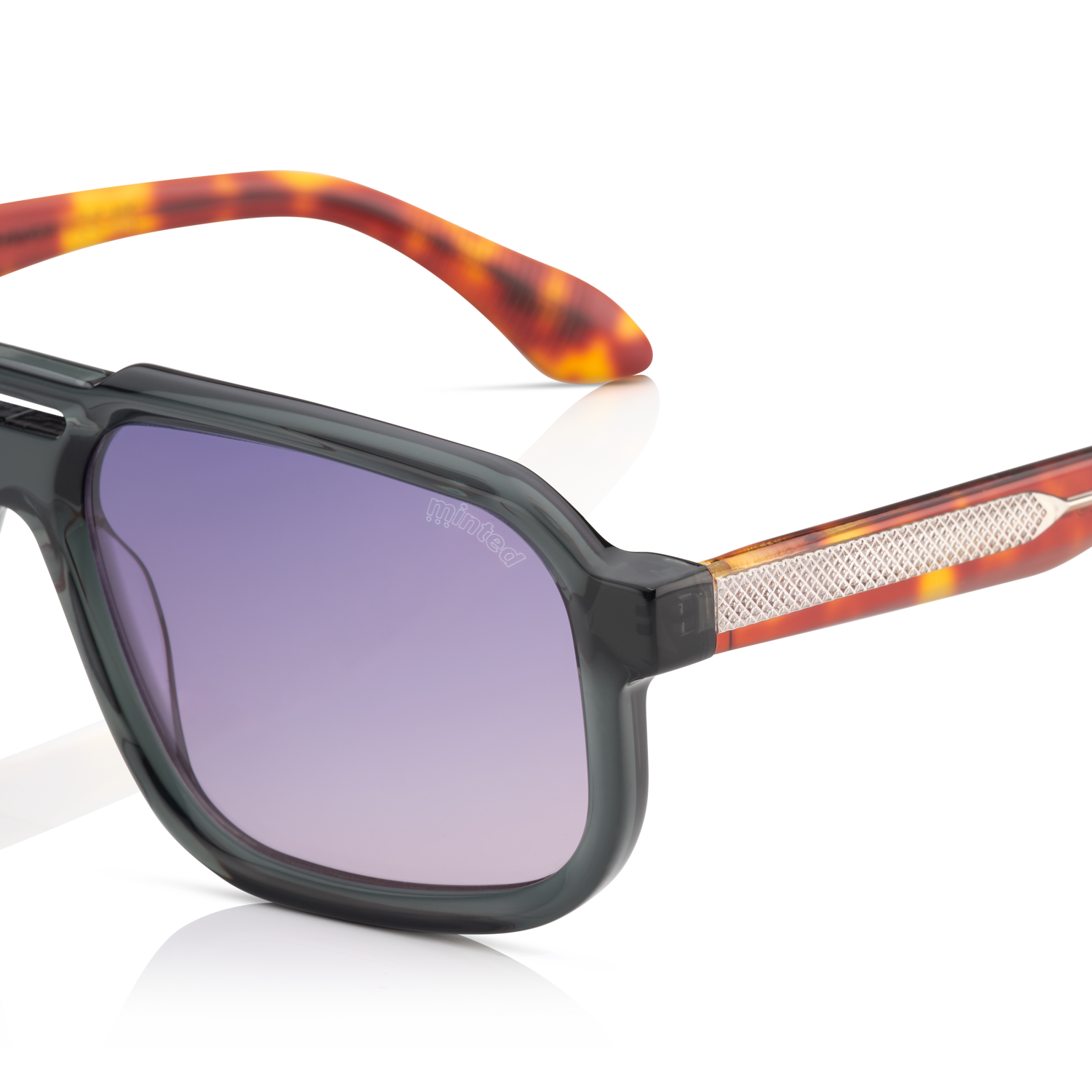Minted Model 12 Gray Havanna