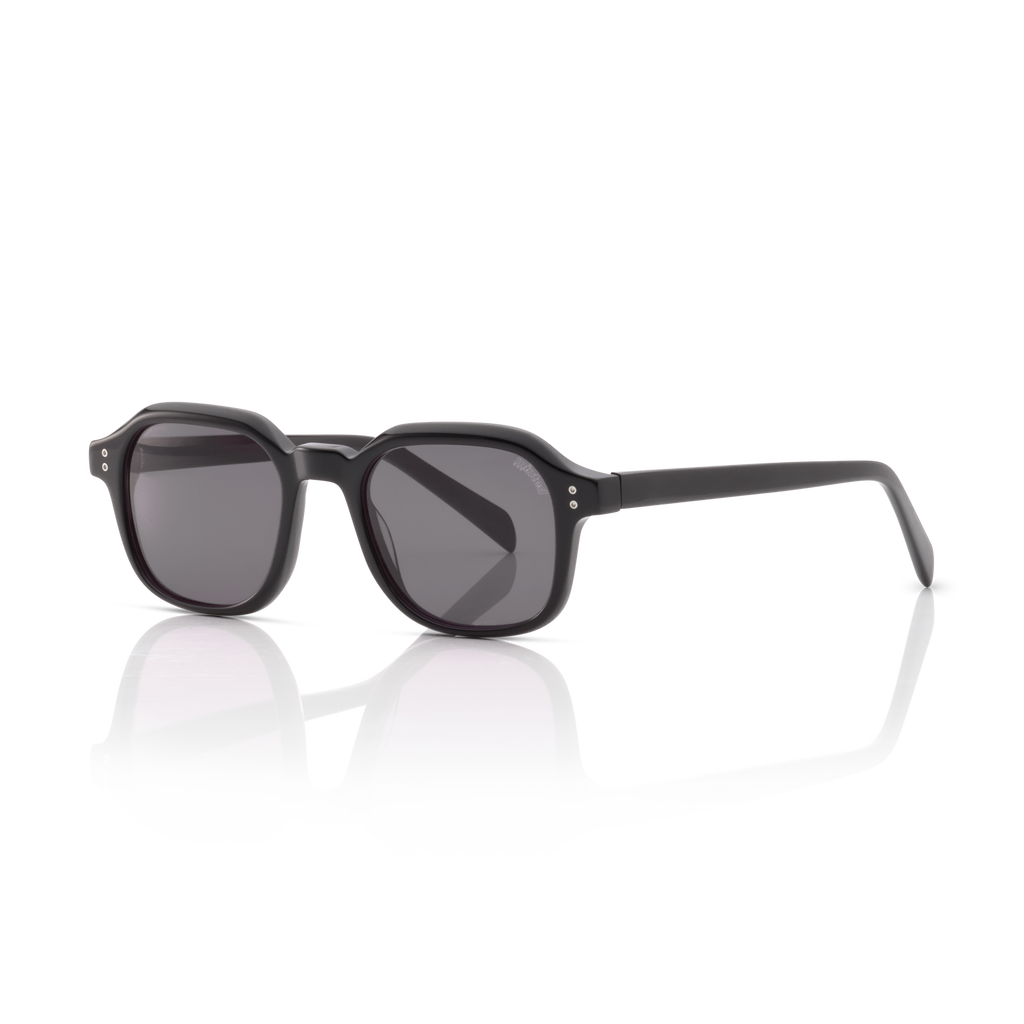 Minted Model 17 Black