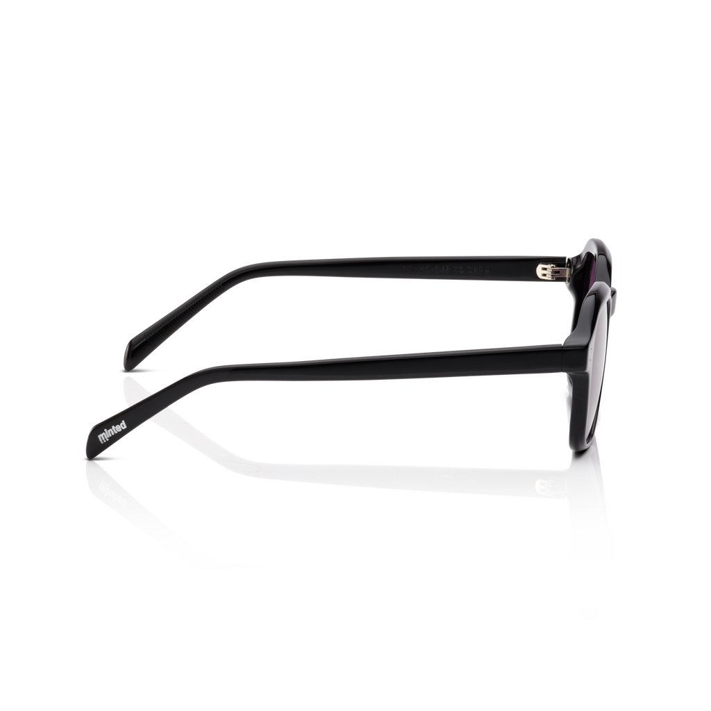 Minted Model 17 Black