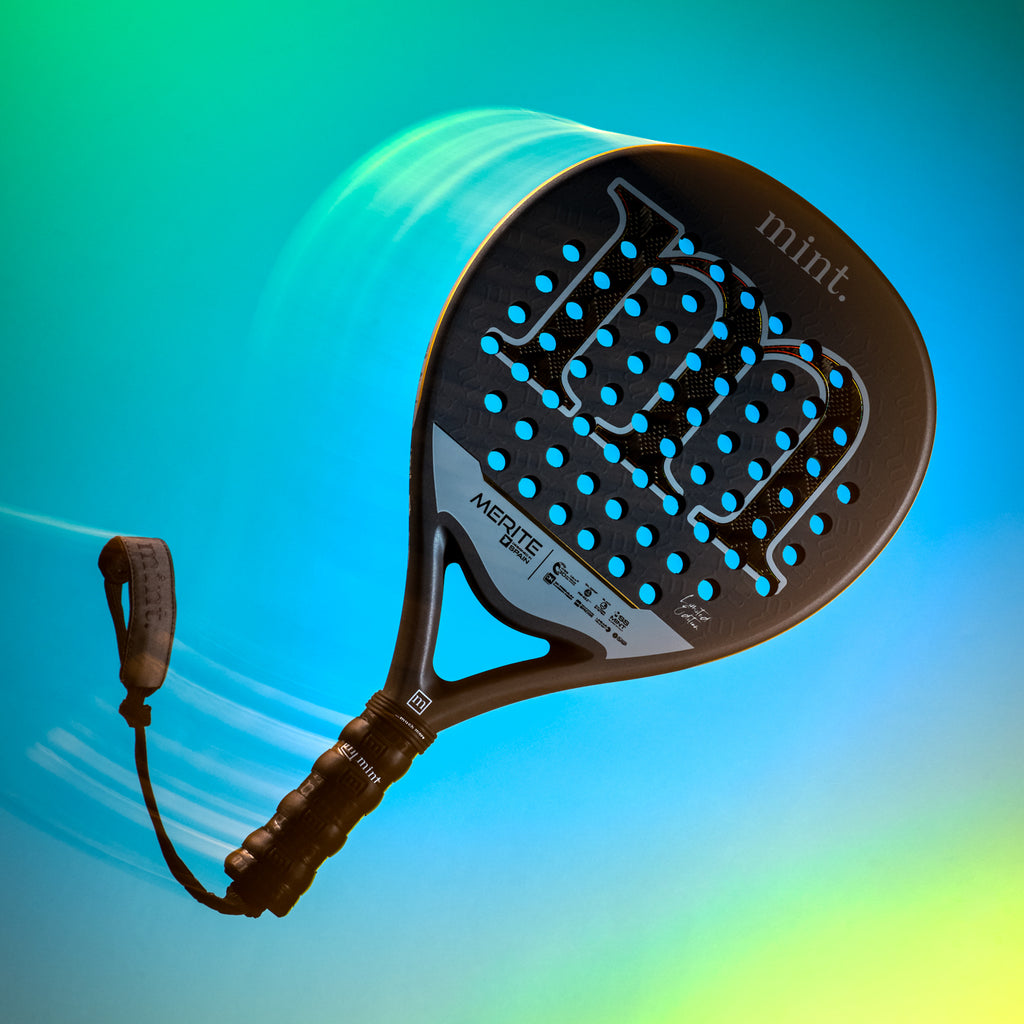 Mint Sport Merite padel on a blue and yellow gradient background